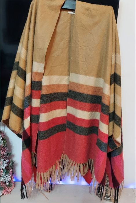Poncho foarte calduros