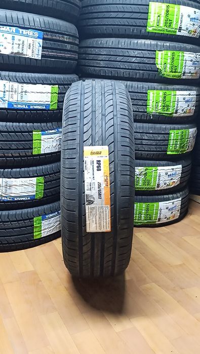 235/65R17   GOLDEN  CROWN