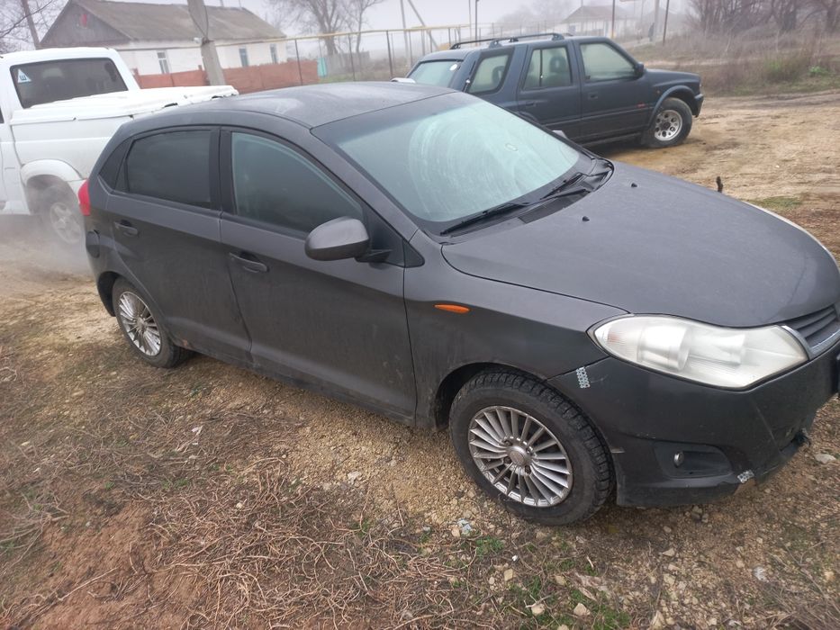 Chery А3 2012 года.