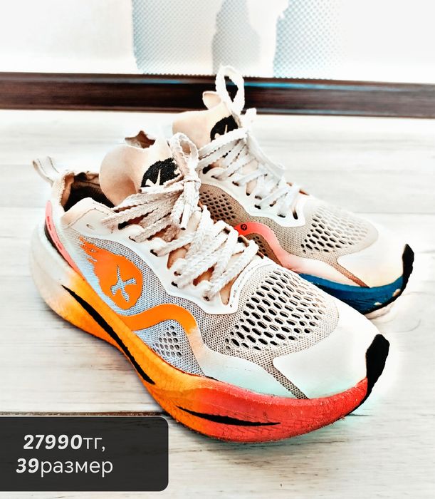 Карбоновые кроссовки