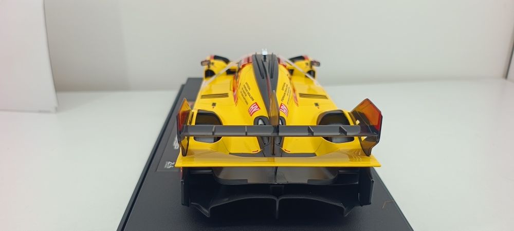 Macheta auto Ferrari 499P 1/18 Bburago