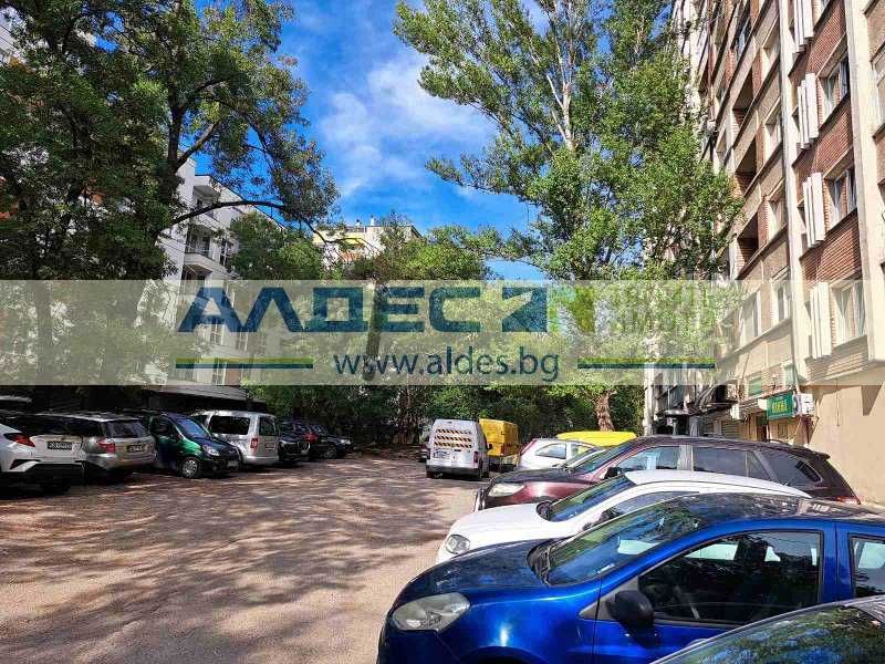 Дава се под наем Двустаен апартамент в София, Хиподрума - 70 кв.м за 500 € - Снимка #16