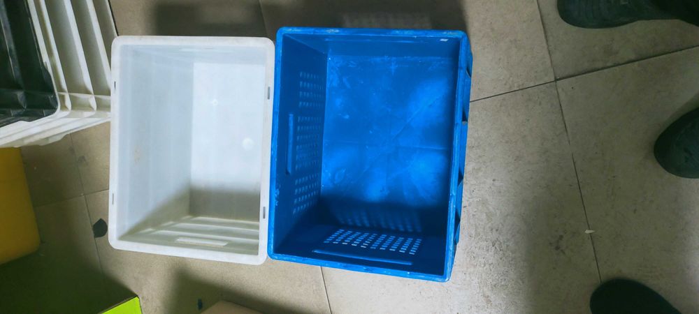 Продам ящики много