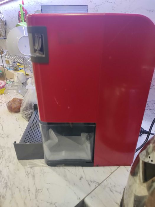 Кафе автомат "Acquaviva"