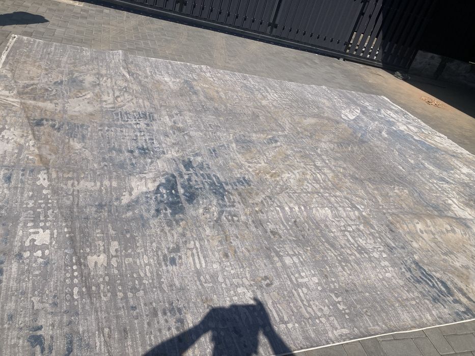 Продам ковер хороший