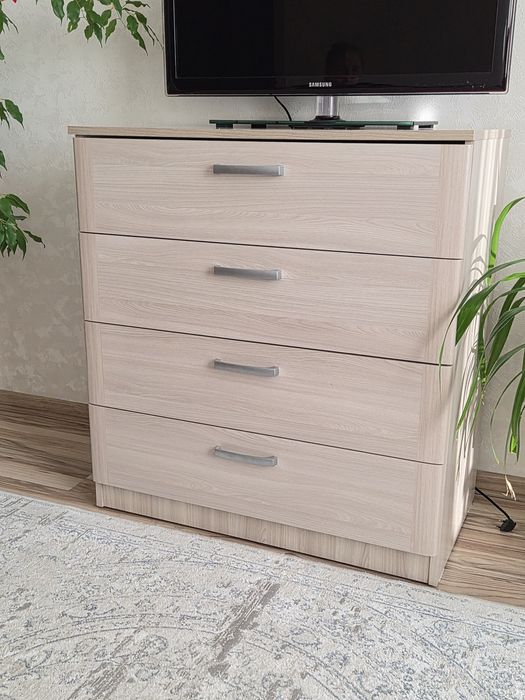 Комод,производство Россия.