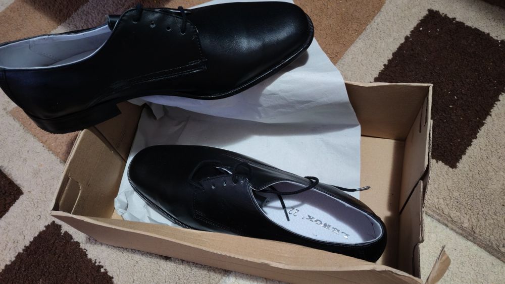 Pantofi piele romaneasca