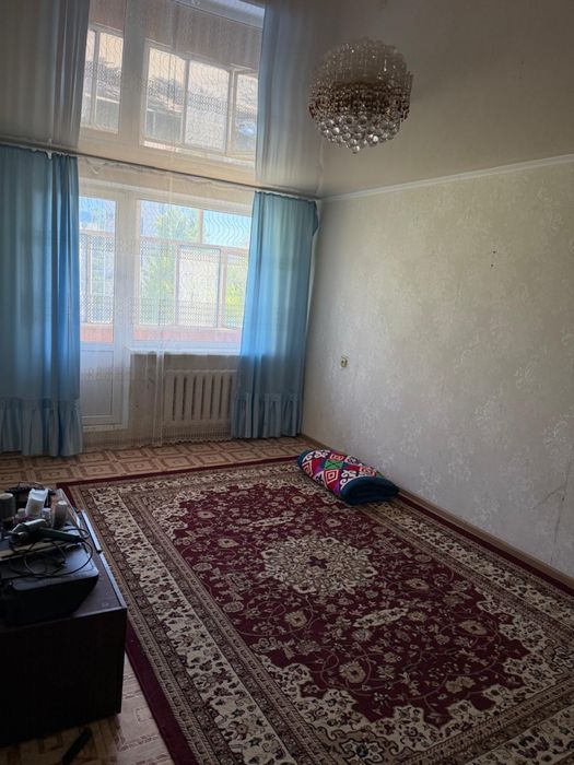 Продам 2 ком кв 45 м2 в районе Дианы 3 этаж