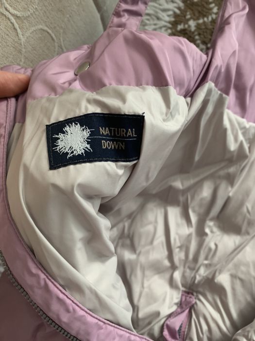 Продам зимний комбинезон на девочку