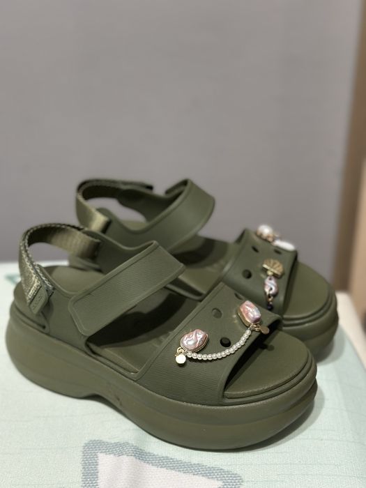 Crocs Y Soho Straps Sandal