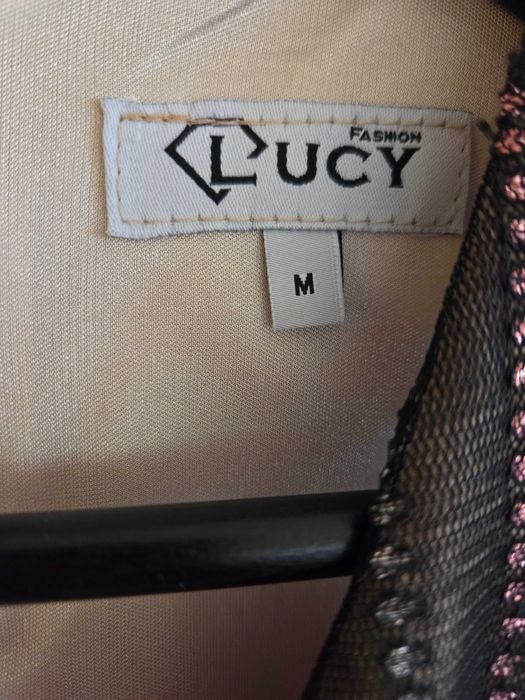 Официален гащеризон