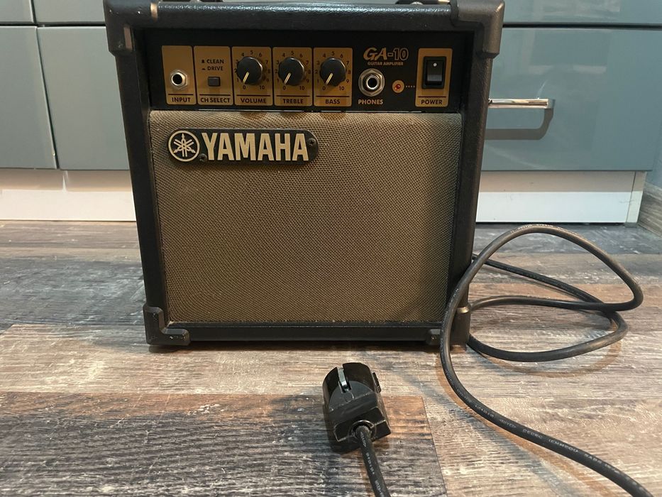 Електро-акустична китара Yamaha CPX 700 OBB + Усилвател Yamaha GA-10
