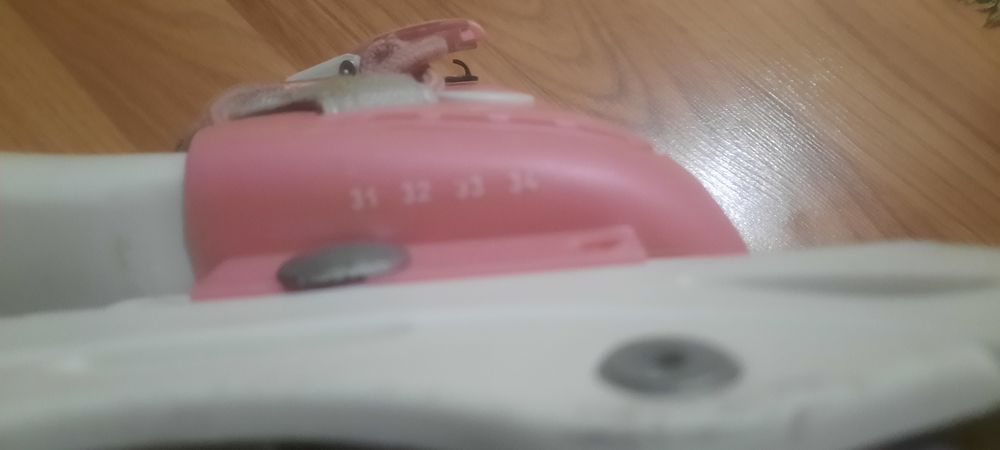 Role reglabile pentru fetițe