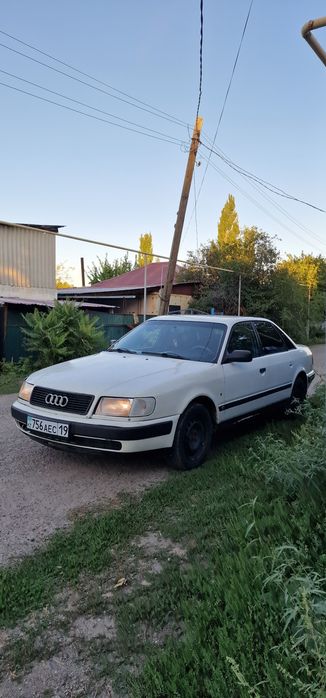 Авто Audi 100, 1991 года