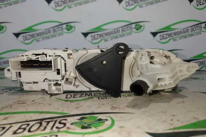 Comanda clima AC climatronic 69607003 Ford Focus 2006