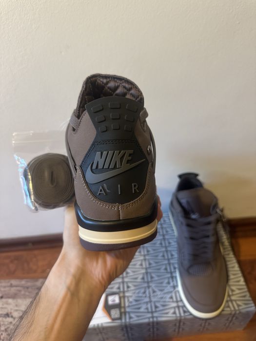 Air Jordan 4 Retro SP A Ma Maniere Violet Ore