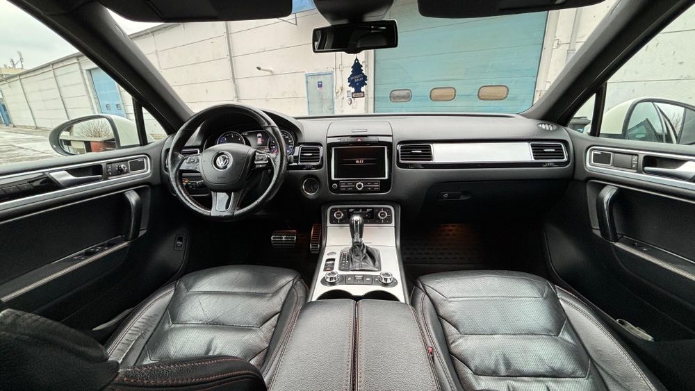 VW Touareg V8 4.2 2012