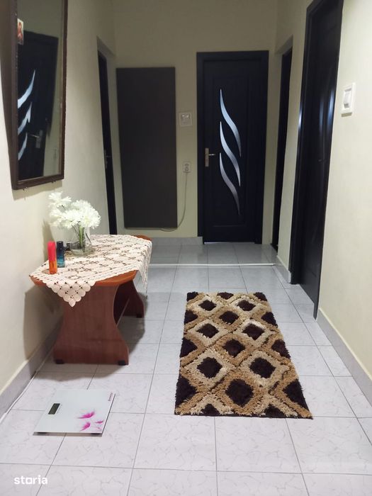 Apartament 2 camere, balcon, gata de utilizare
