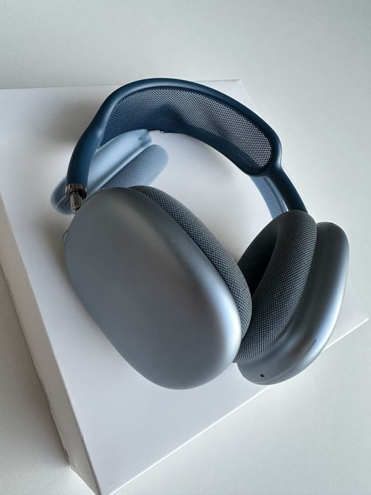 Airpods Max наушник