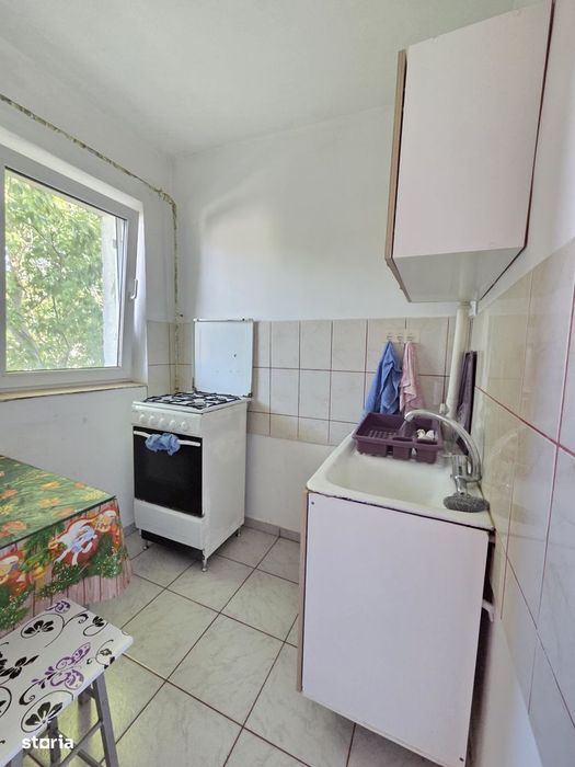 Garsoniera Str Hipodrom etaj 4