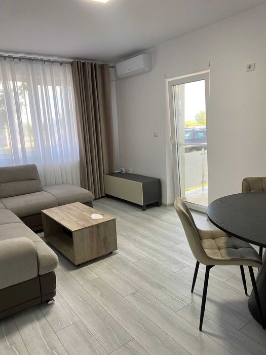 Inchiriez apartament cu 2 camere