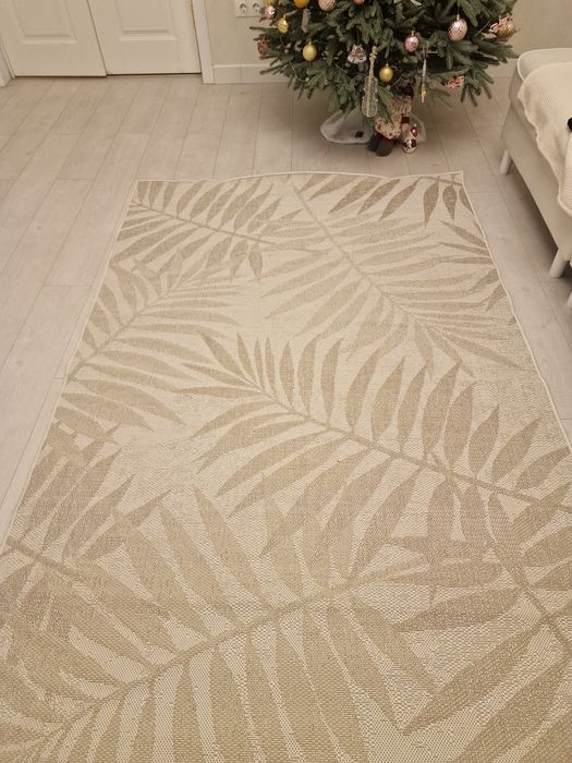 Продам ковёр, новый, без ворса.