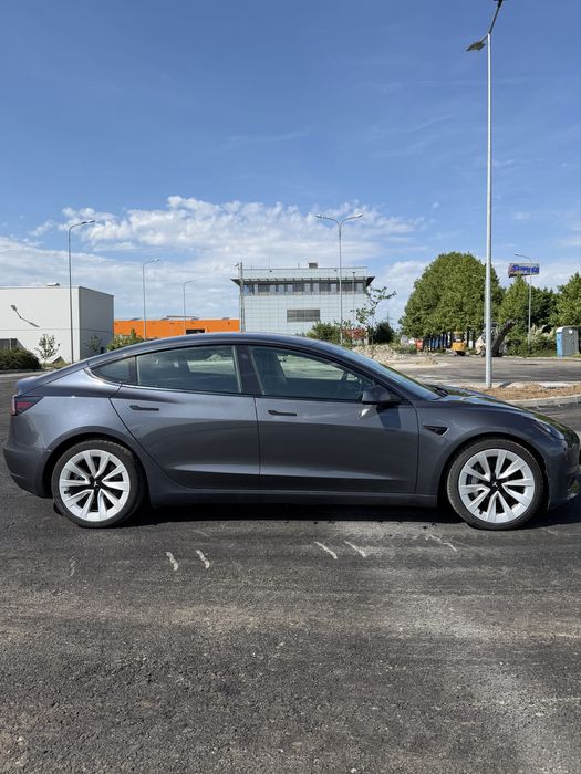 Tesla Model 3 Dual Motor Long Range Pompa Caldura Matrix Carlig  TVA deductibil
