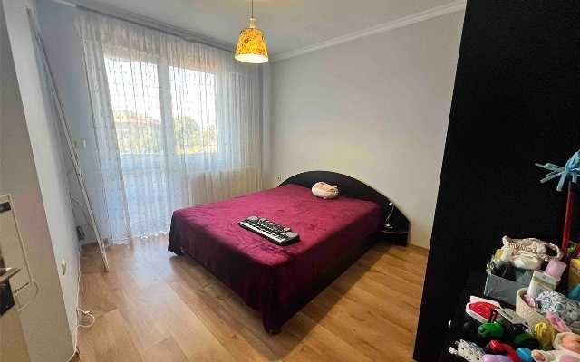 Продава се Двустаен апартамент в Търговище, Център - 50 кв.м за 1459 €/кв.м - Снимка #6