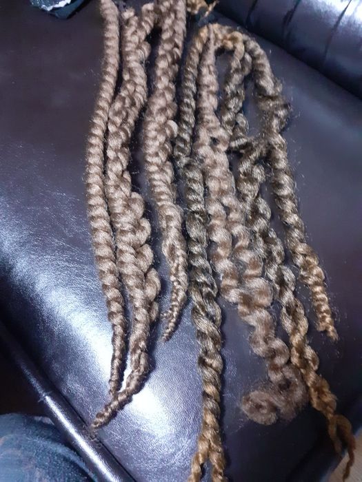 Плитки  коса   Дълга  руса  коса -плитка