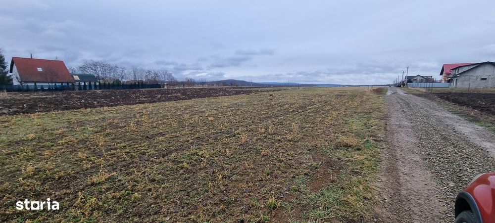 Loturi de teren la Tulbureni zona scolii
