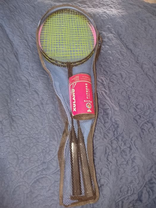 Бадминтон XULAHU б/у, редко использовалась, все целое