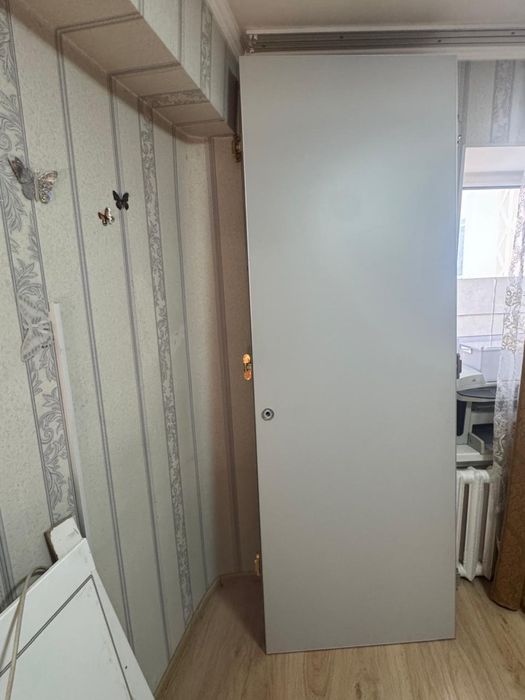 Продам двери межкомнатные