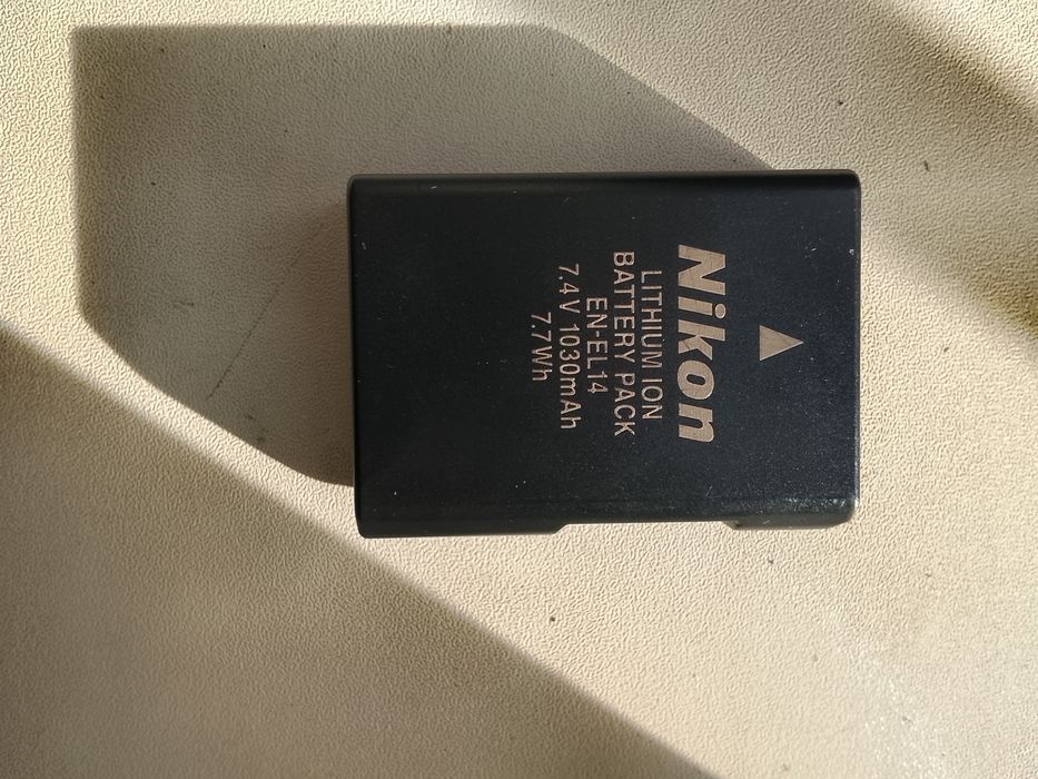 Продам фотоаппарат Nikon D3100