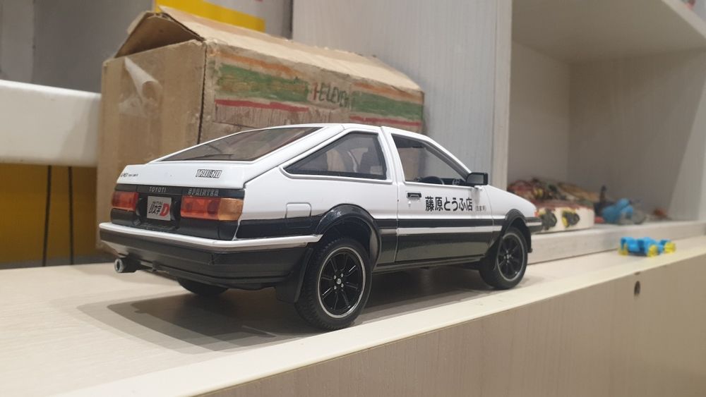 Toyota ae86 sprinter trueno. 1:24