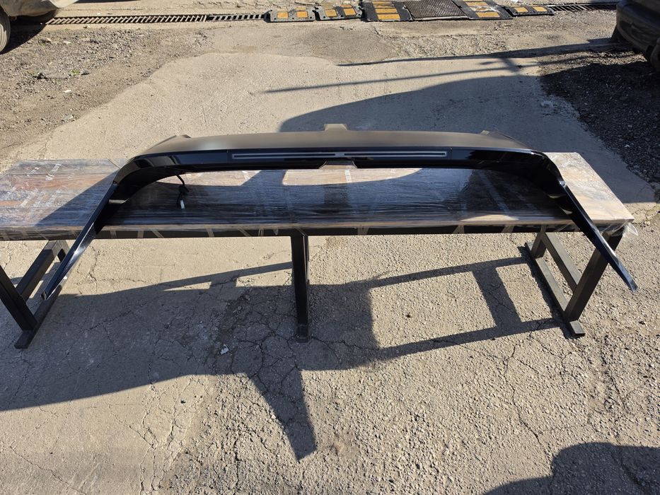 Крило за багажник Hyundai Ionic 5