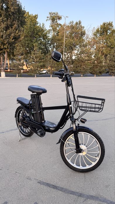 Elektro velosiped sotiladi