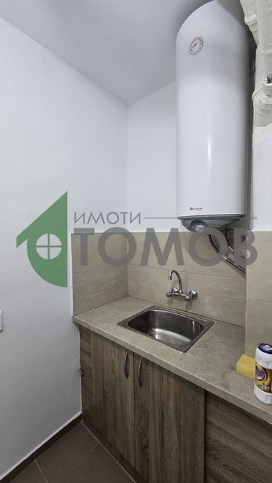 Едностаен апартамент с кухня в Централната градска част