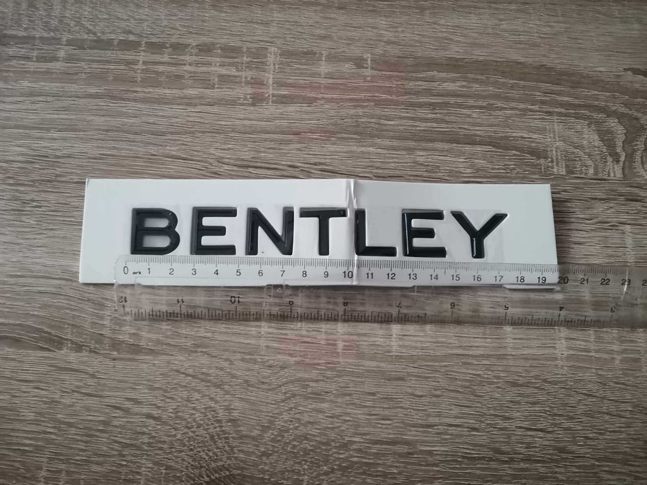 Bentley Бентли черен надпис емблема