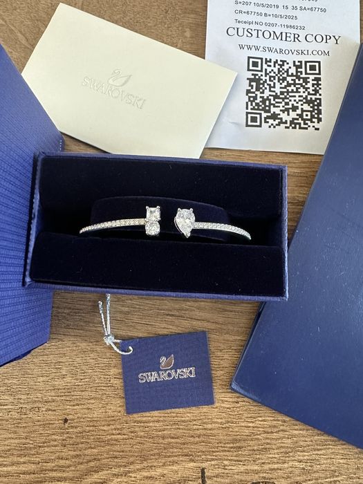 Чисто нова гривна Swarovski
