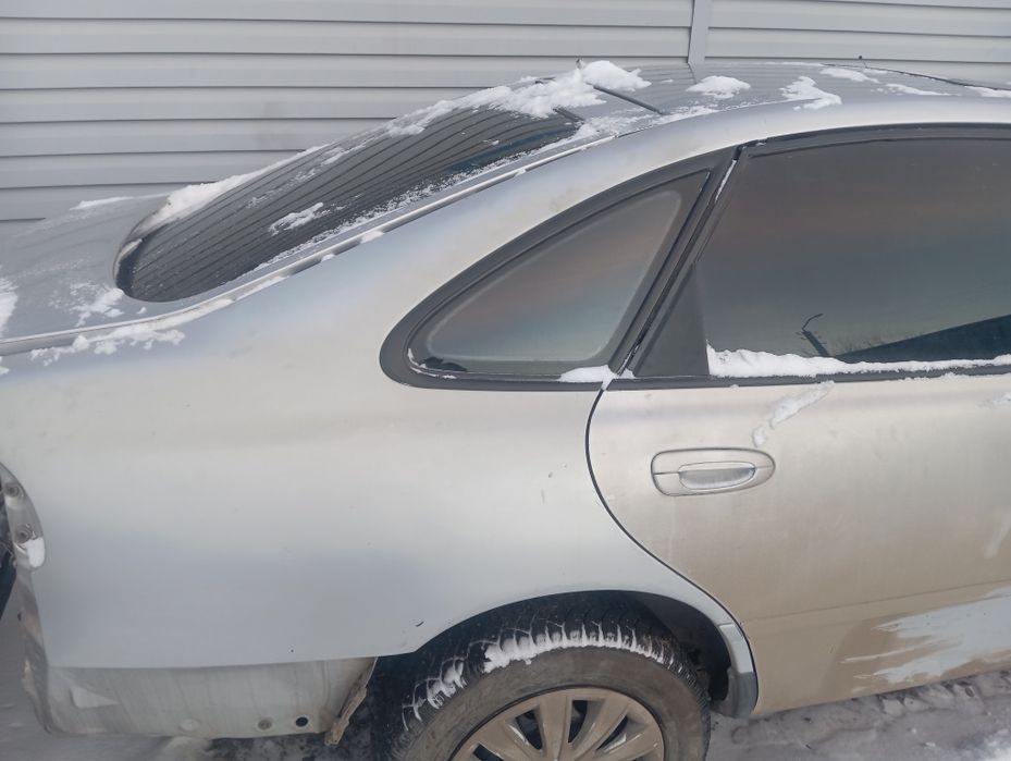 Продам на запчасти Мазду Кронос