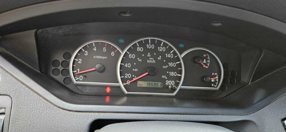 Kia carens 2.0crdi