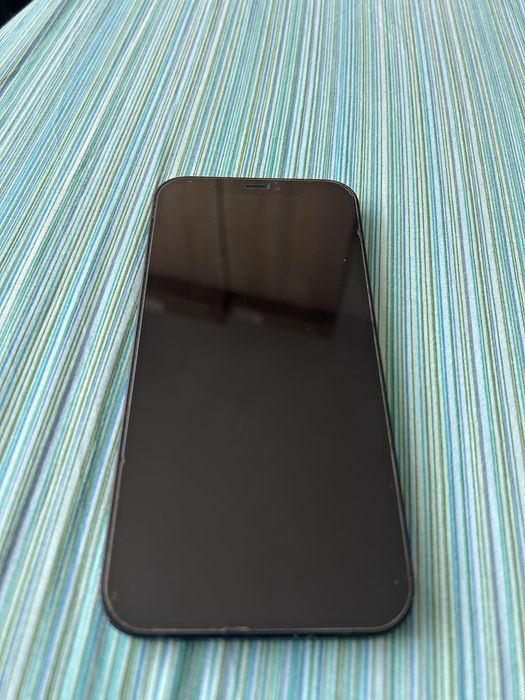 Iphone 12 64GB 80% baterie