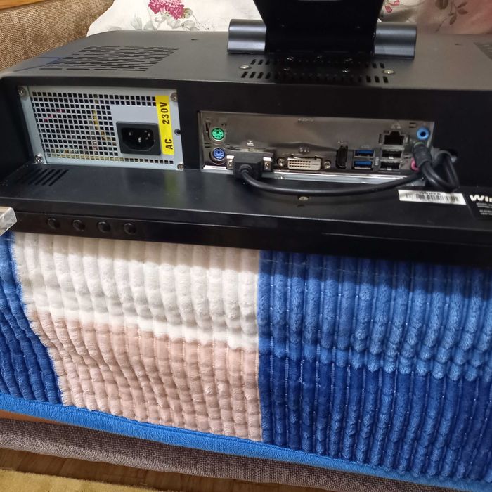 Моноблок Wintek 24"/DDR4=8gb/500gb/intelUHD600/для работы и интернета.