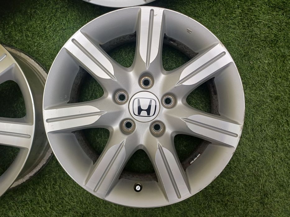 Диски R16 5x114.3 на Honda и другие.