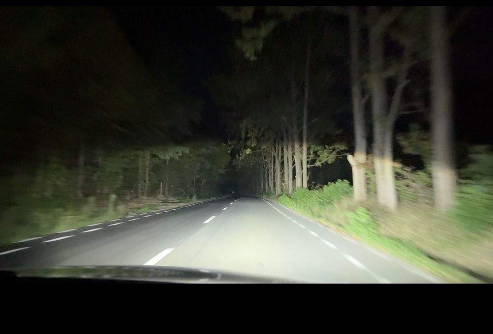 Nou!! Set 2 becuri Led D1s canbus  alb rece pur 6000k