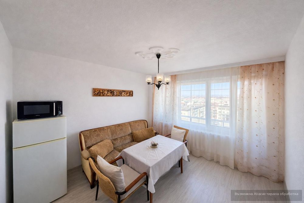 Двустаен апартамент под наем в Център