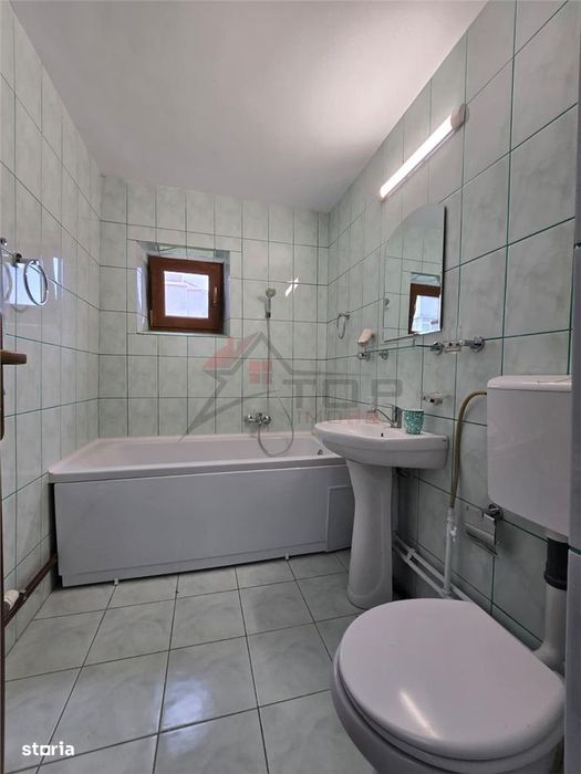 Zimbru - Tigarete, 3 camere decomandat 81mp, bloc din 91