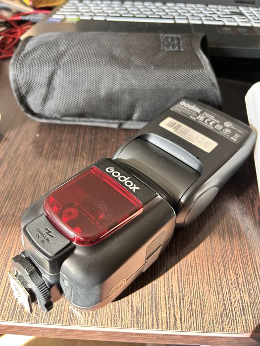 Фотовспышка Godox ThinkLite TT685S TTL