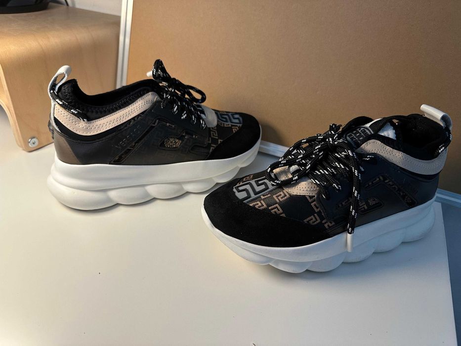 VERSACE Chain Reaction adidași