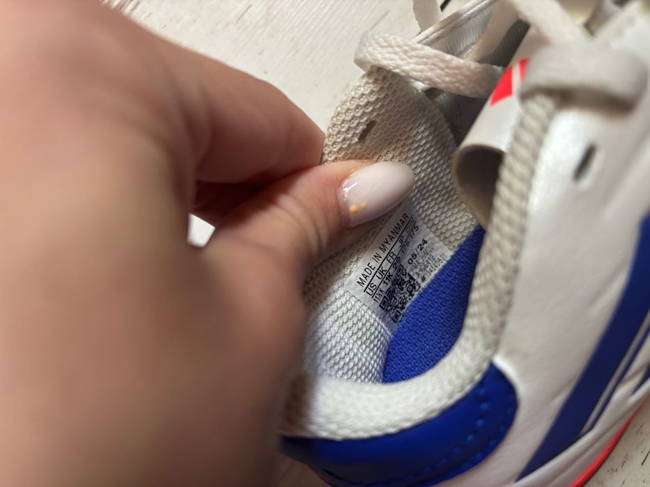 Бутонки Adidas за момче